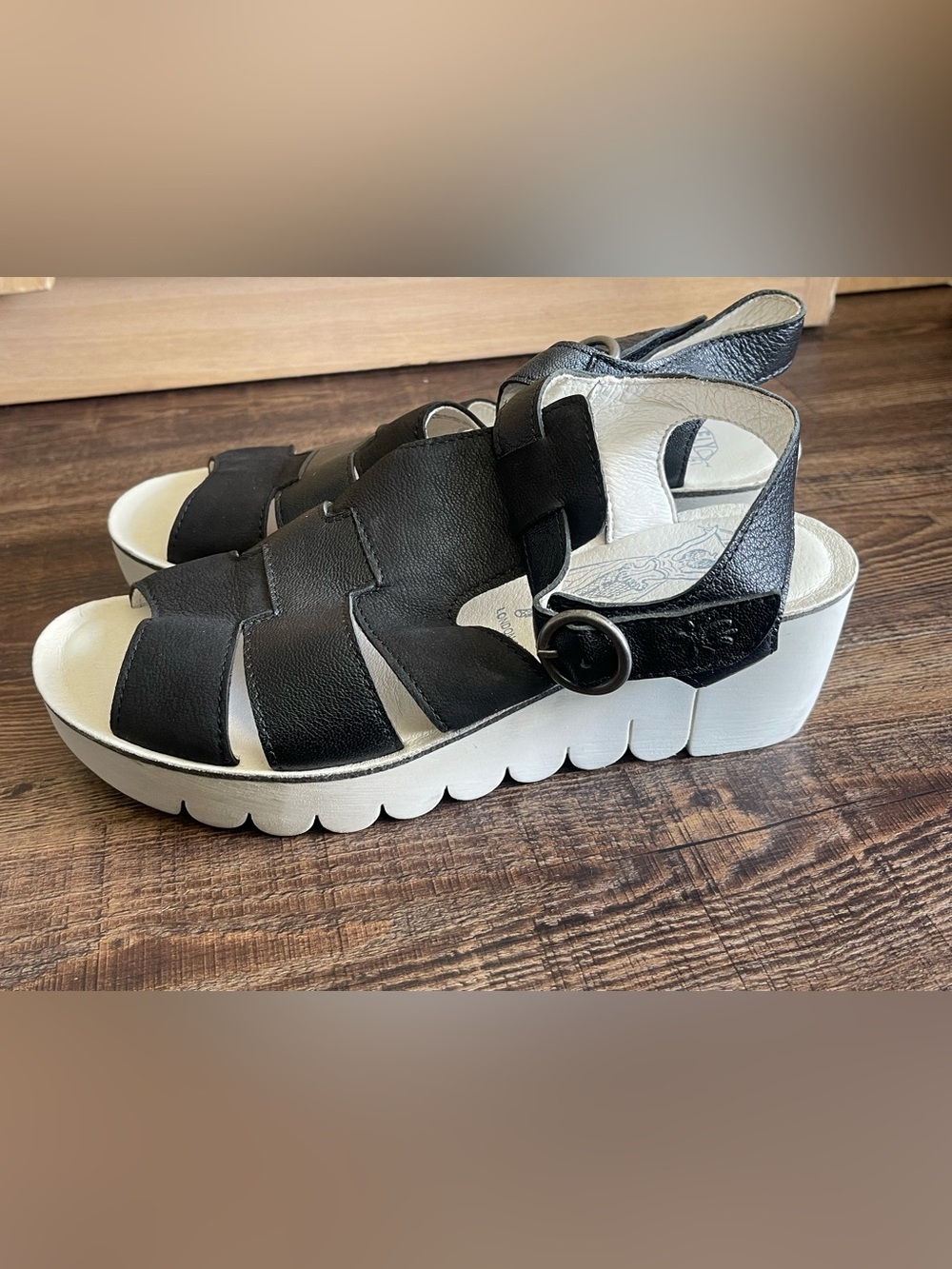 Fly London YUNI Black Leather Ankle Strap Wedge Sandals US 8-8.5  EU 39 - Picture 3 of 7